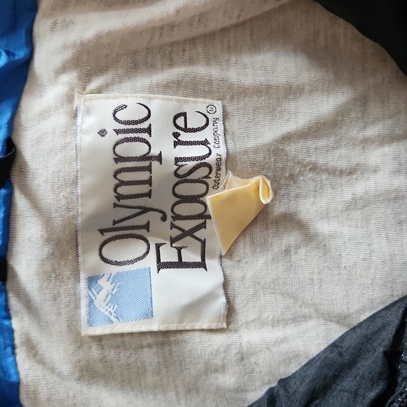 Olympic Exposure Wind Breaker jacket - Picture 2 of 4